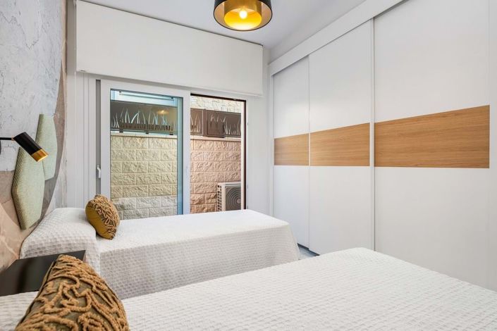 Image No.18-3 Bed Villa for sale