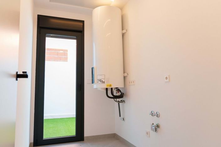 Image No.24-3 Bed Villa for sale