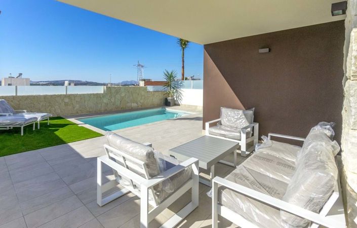 Image No.35-3 Bed Villa for sale