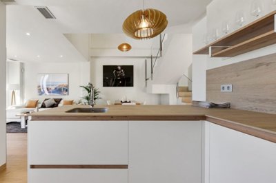 1447-661467-78d1f4f8b6655591b02d22fabb36a692d