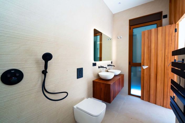 Image No.41-4 Bed Villa for sale