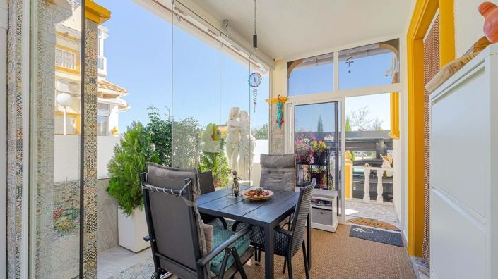 Image No.2-2 Bed Townhouse for sale