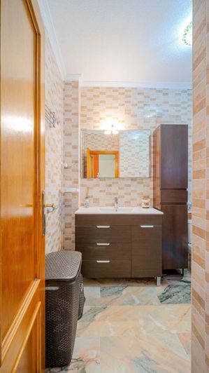 Image No.36-2 Bed Townhouse for sale