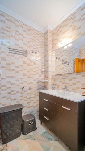 Image No.38-2 Bed Townhouse for sale