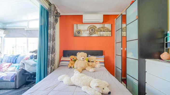 Image No.40-2 Bed Townhouse for sale