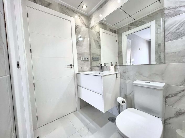 Image No.14-4 Bed Villa for sale