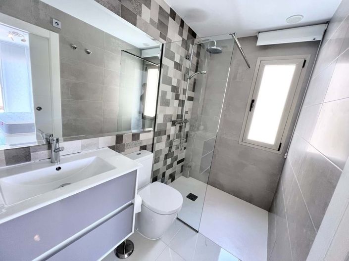 Image No.19-4 Bed Villa for sale