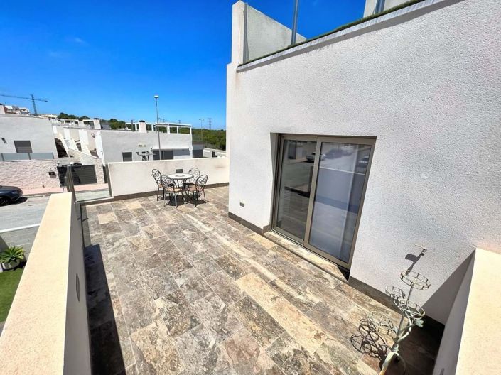 Image No.25-4 Bed Villa for sale