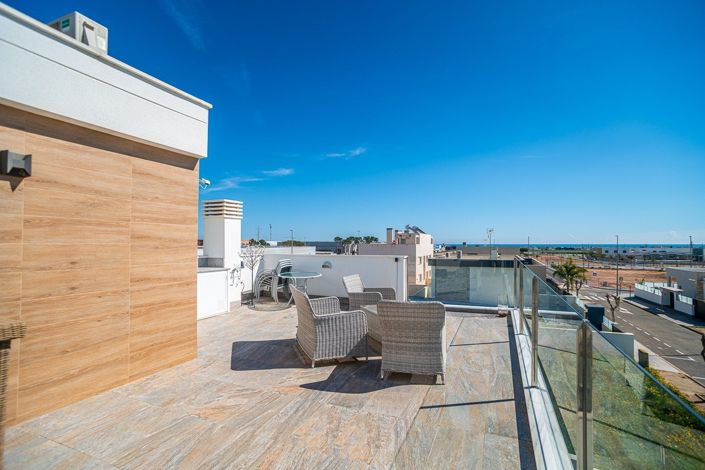 Image No.28-3 Bed Villa for sale