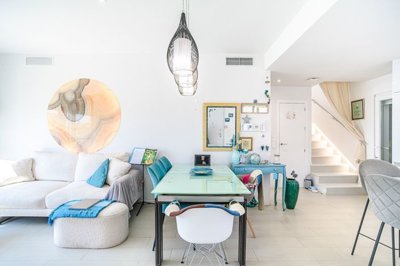 1447-661483-78d1f4f8b6655591b02d22fabb36a692d