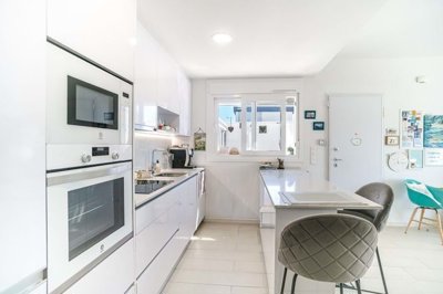 1447-661483-78d1f4f8b6655591b02d22fabb36a692d