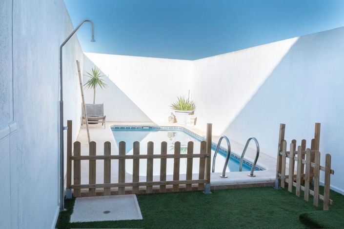 Image No.2-4 Bed Townhouse for sale