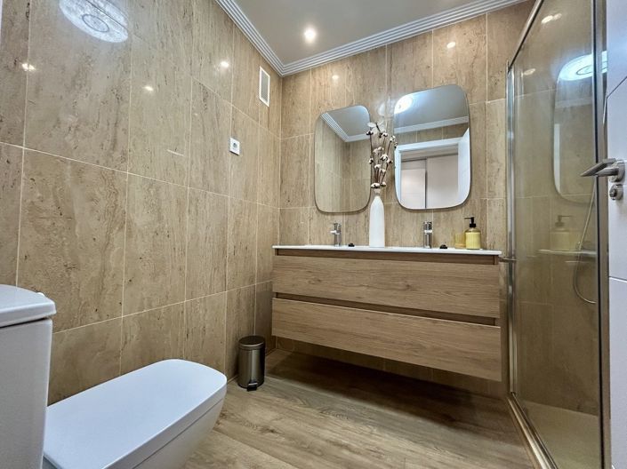 Image No.10-3 Bed Apartment for sale