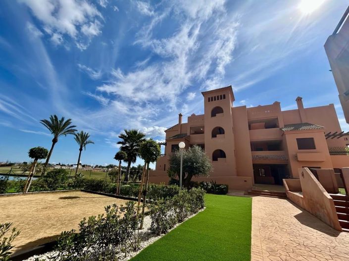 Image No.25-3 Bed Apartment for sale