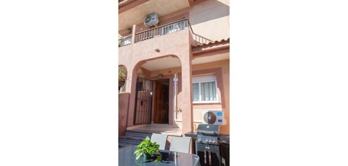 Image No.30-4 Bed Townhouse for sale