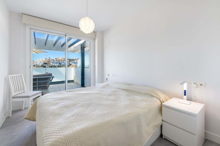 Image No.13-3 Bed Apartment for sale