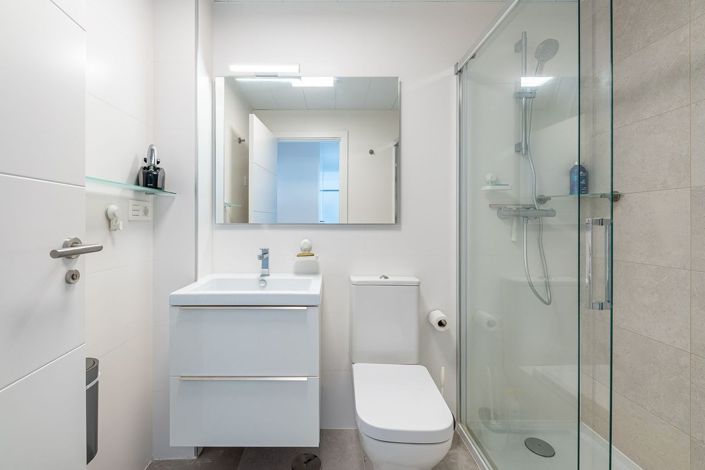 Image No.20-3 Bed Apartment for sale