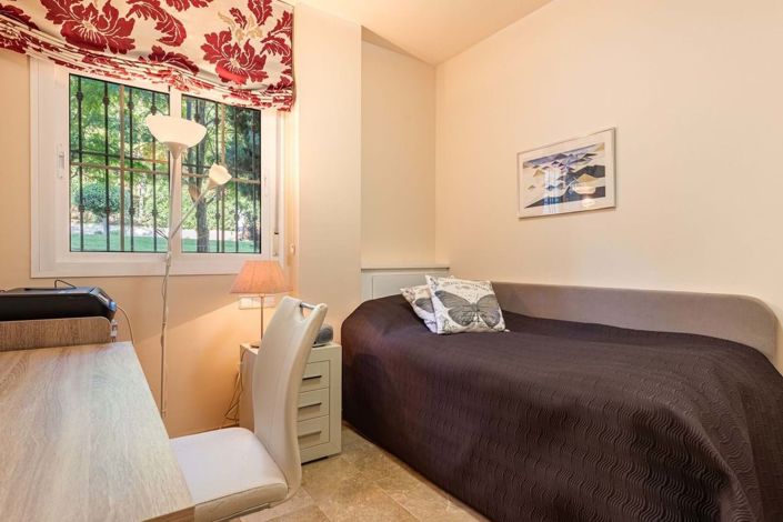 Image No.21-3 Bed Apartment for sale