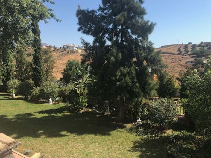 Image No.32-4 Bed Villa for sale