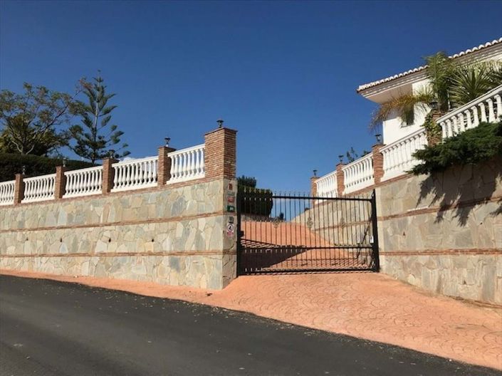 Image No.44-4 Bed Villa for sale