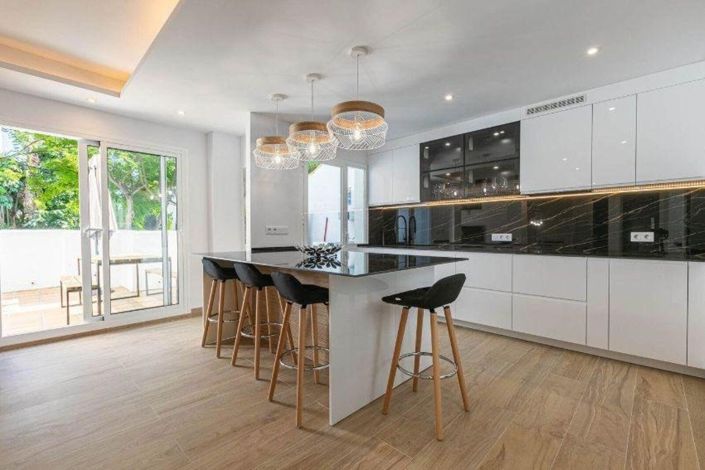 Image No.5-3 Bed Apartment for sale