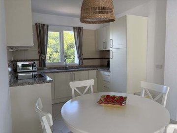 1447-661494-78d1f4f8b6655591b02d22fabb36a692d