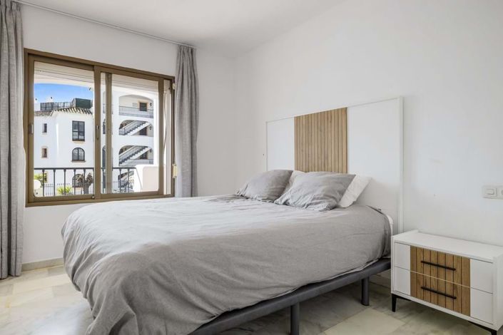 Image No.10-2 Bed Apartment for sale