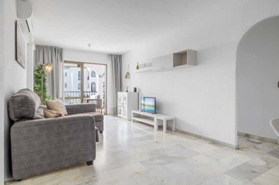 1447-661495-78d1f4f8b6655591b02d22fabb36a692d