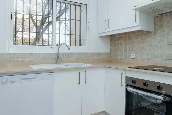 Image No.23-2 Bed Apartment for sale