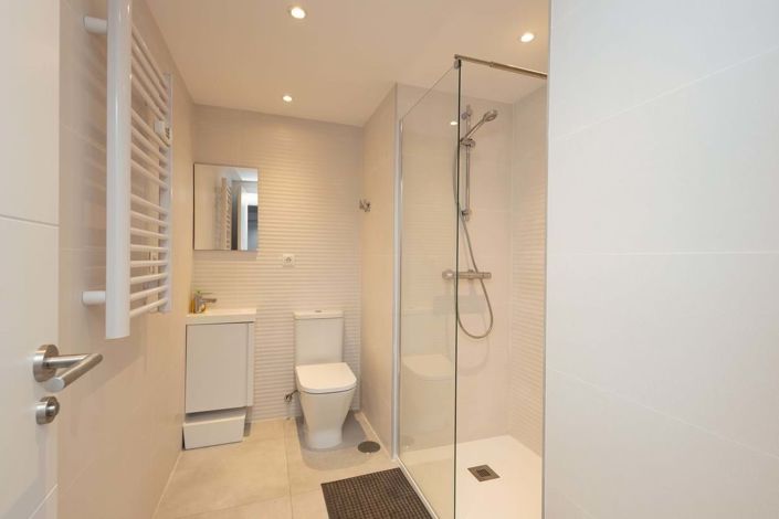 Image No.29-4 Bed Townhouse for sale