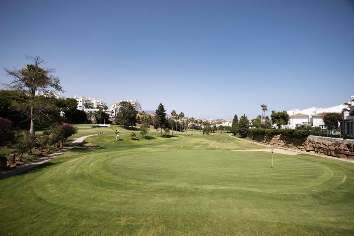 Image No.4-4 Bed Townhouse for sale