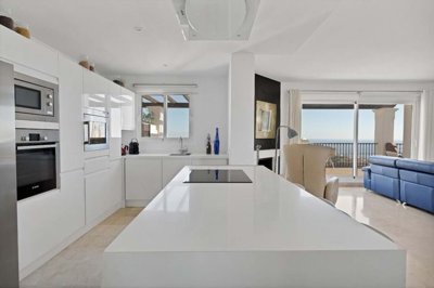 1447-661507-78d1f4f8b6655591b02d22fabb36a692d