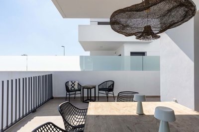 1447-661484-78d1f4f8b6655591b02d22fabb36a692d