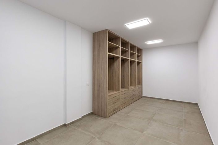 Image No.48-3 Bed Villa for sale