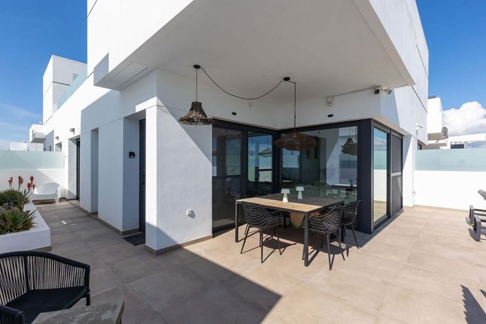 Image No.7-3 Bed Villa for sale