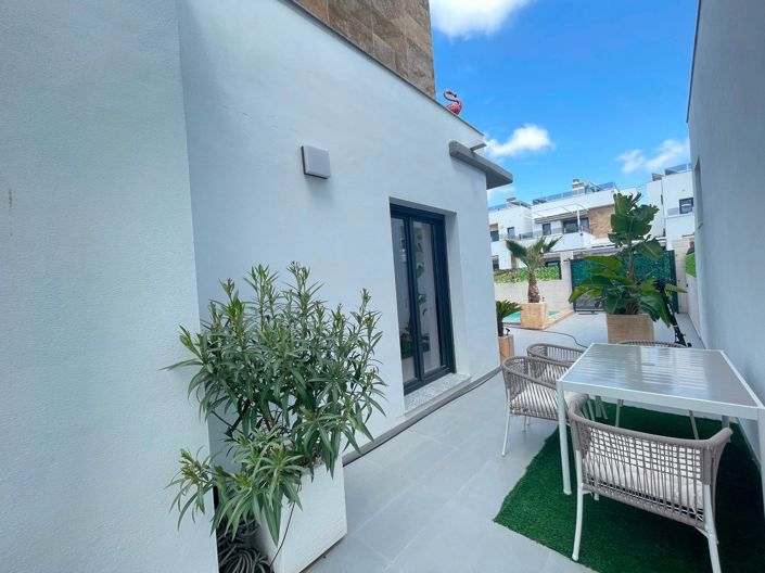 Image No.11-3 Bed Villa for sale