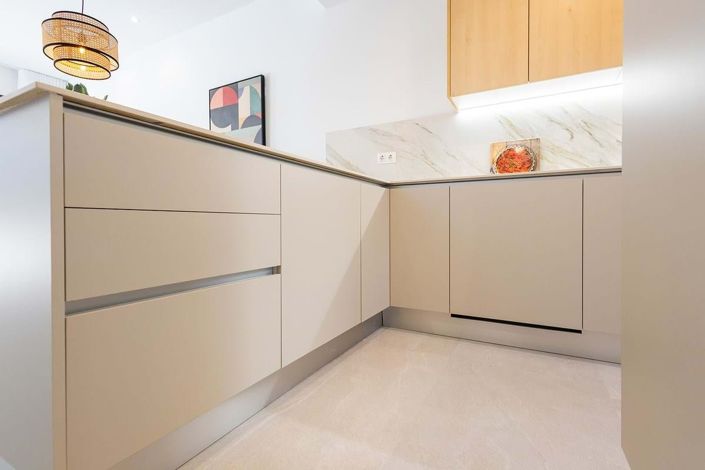 Image No.19-3 Bed Semi-Detached for sale