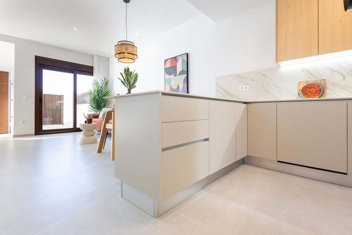 Image No.31-3 Bed Semi-Detached for sale