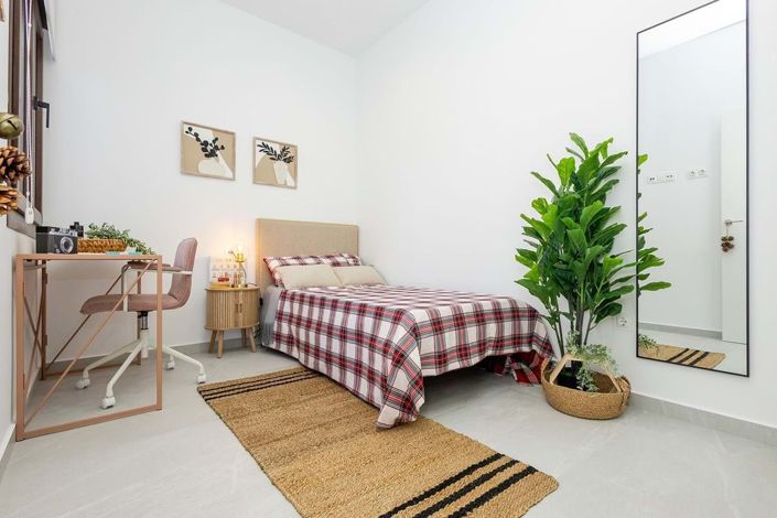 Image No.40-3 Bed Semi-Detached for sale