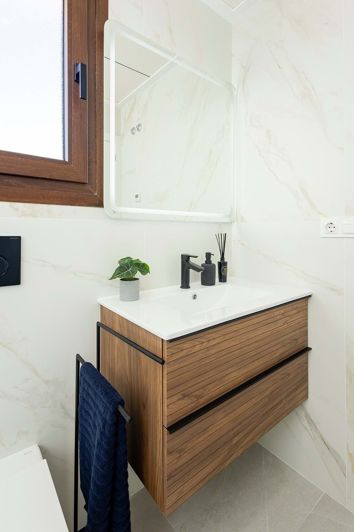 Image No.60-3 Bed Semi-Detached for sale