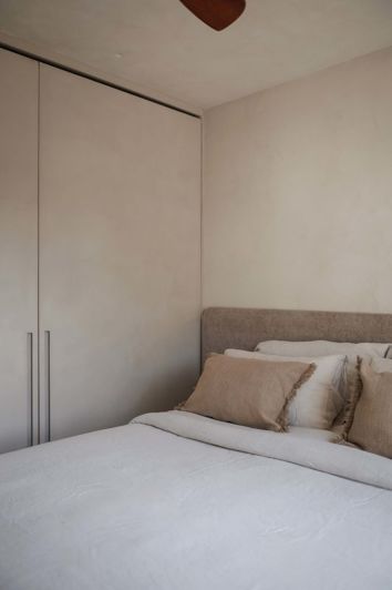 Image No.23-2 Bed Townhouse for sale