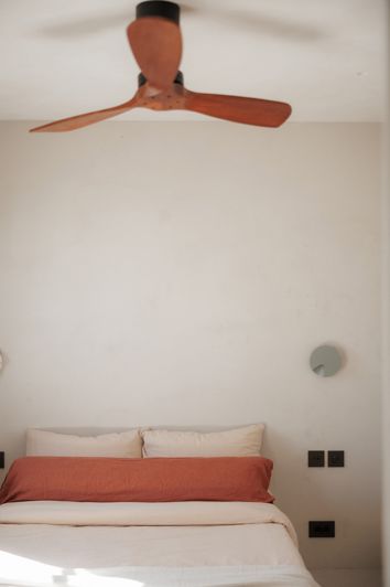 Image No.57-2 Bed Townhouse for sale