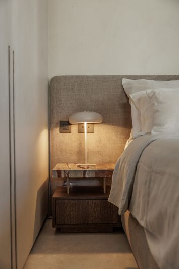 Image No.58-2 Bed Townhouse for sale