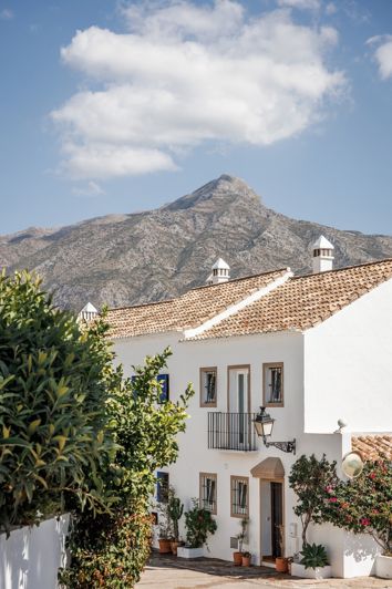 Image No.59-2 Bed Townhouse for sale