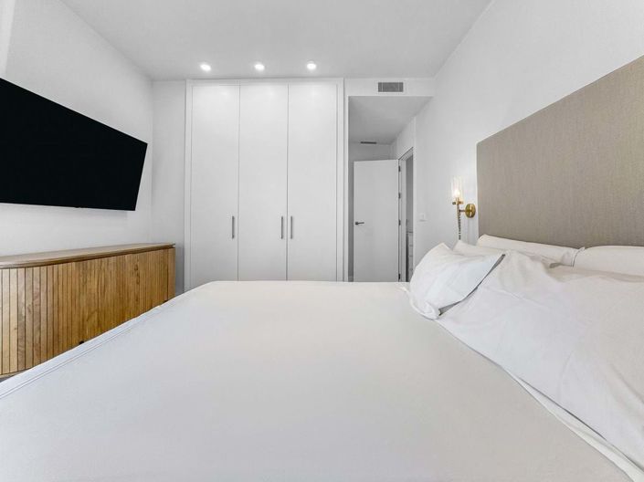 Image No.10-3 Bed Apartment for sale