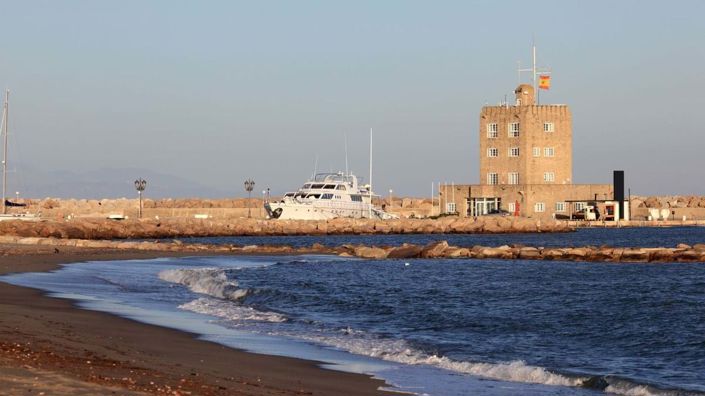 Image No.25-3 Bed Apartment for sale