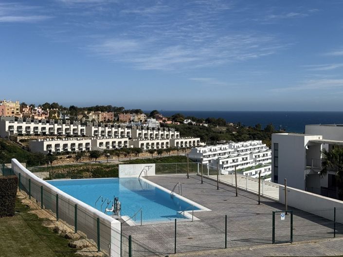 Image No.39-3 Bed Apartment for sale