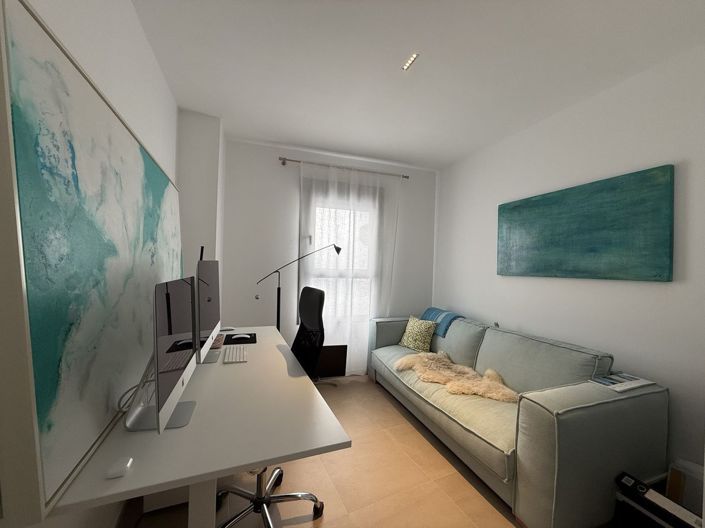 Image No.54-3 Bed Apartment for sale