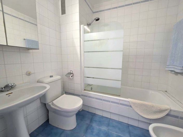 Image No.20-3 Bed Townhouse for sale