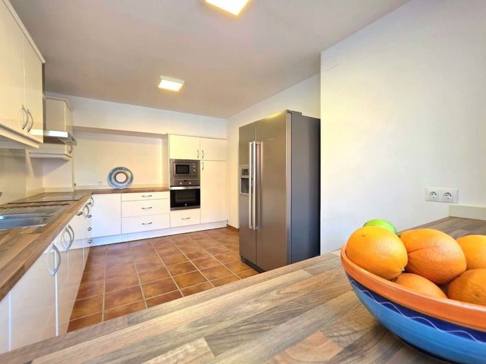 Image No.5-3 Bed Townhouse for sale